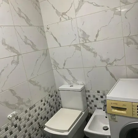Lukza Apartment *