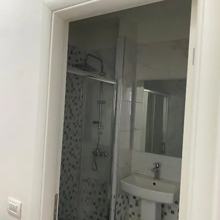 Lukza Apartment Tirana